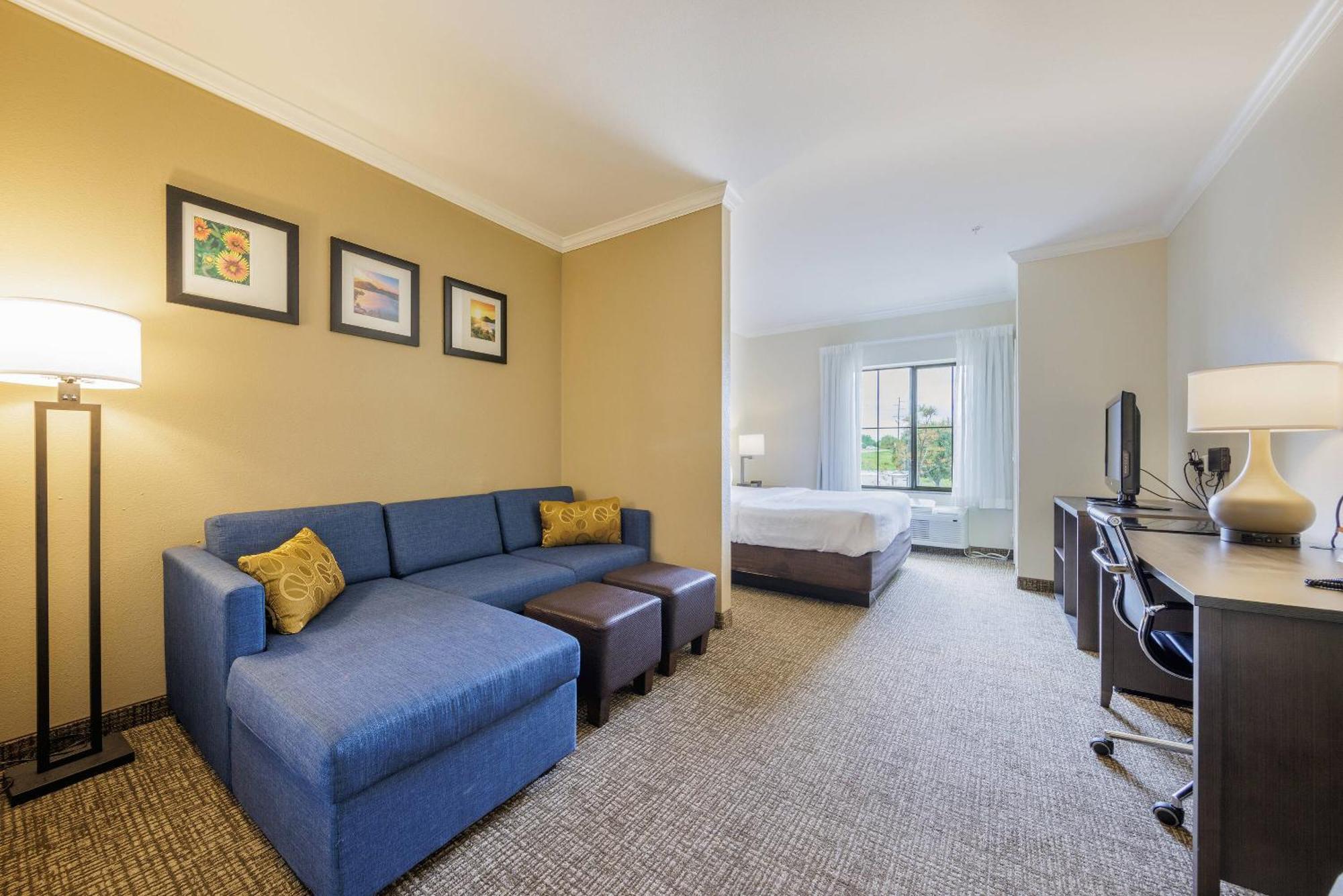 King Suite Disability Access or Non-Smoking